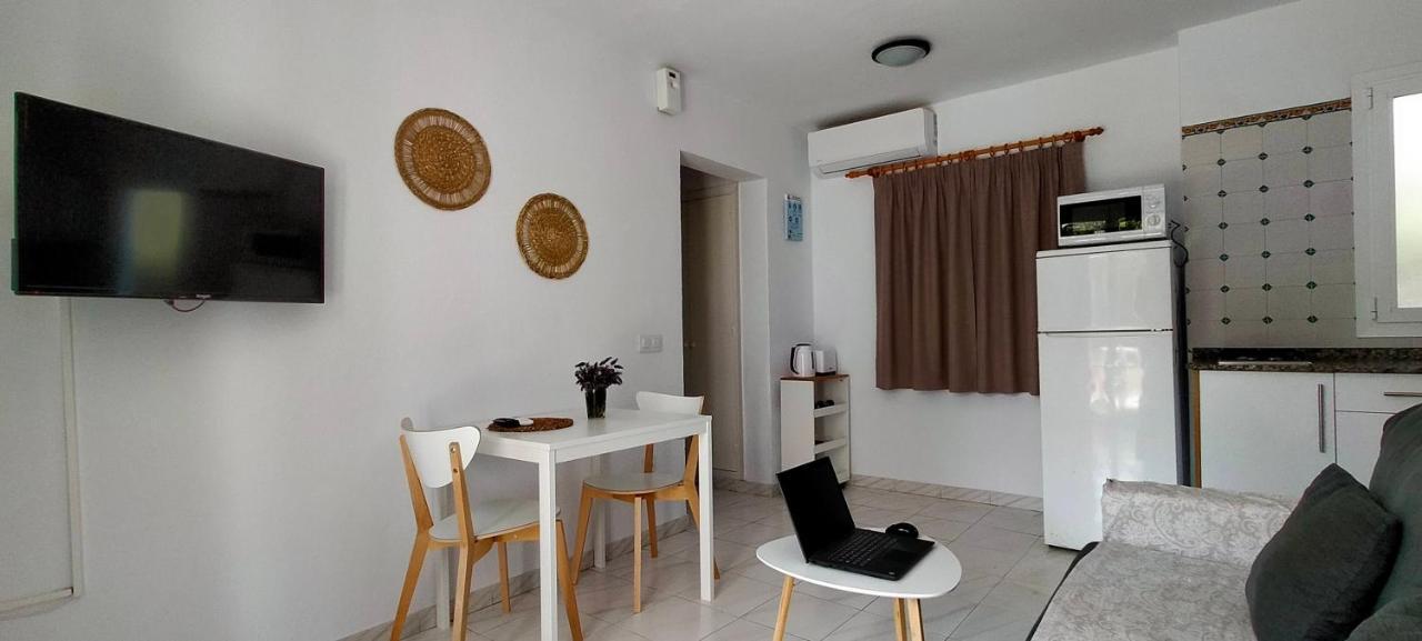 Apartaments California Cala'N Blanes  Zewnętrze zdjęcie