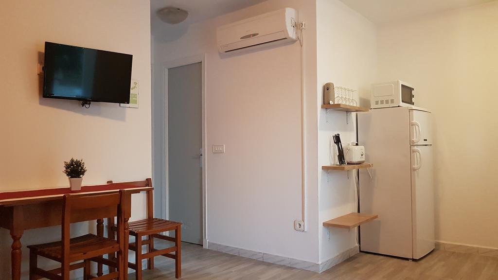 Apartaments California Cala'N Blanes  Zewnętrze zdjęcie