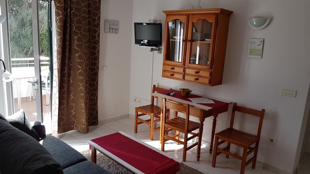 Apartaments California Cala'N Blanes  Zewnętrze zdjęcie